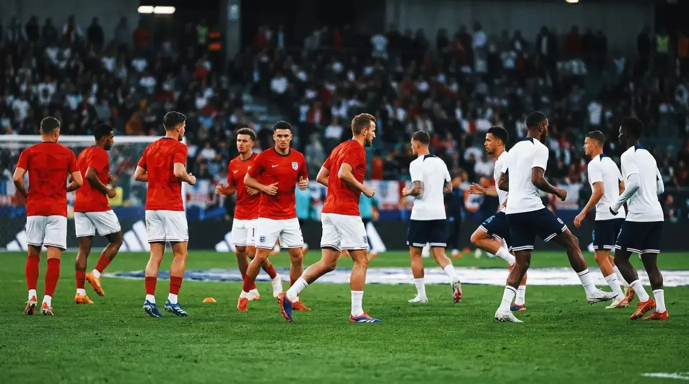 Futbalisti dvoch tímov sa rozcvičujú na štadióne pred dôležitým zápasom MS